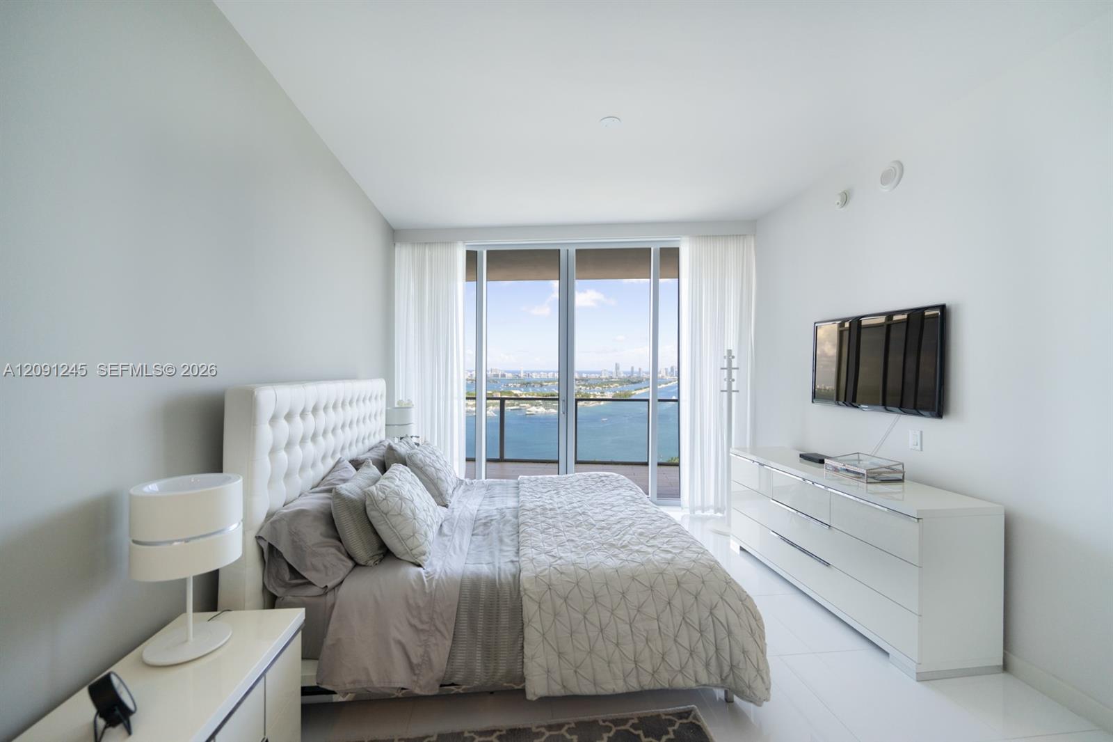 1100 Biscayne Boulevard 3302 Property Photo 14