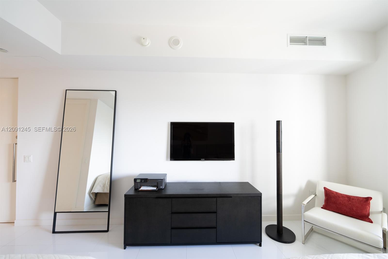 1100 Biscayne Boulevard 3302 Property Photo 26