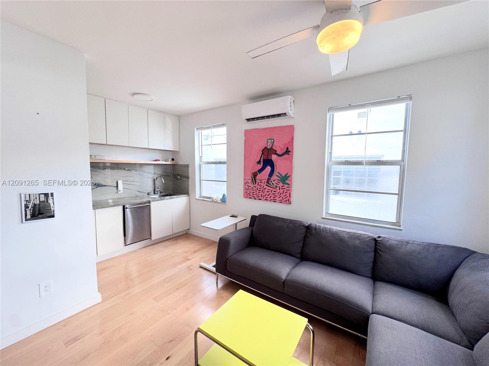 123 3rd Street 10 Property Photo 3