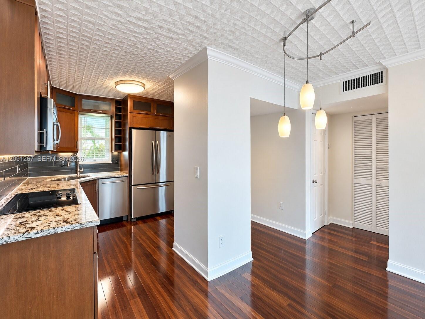 600 NE 25th Street 63