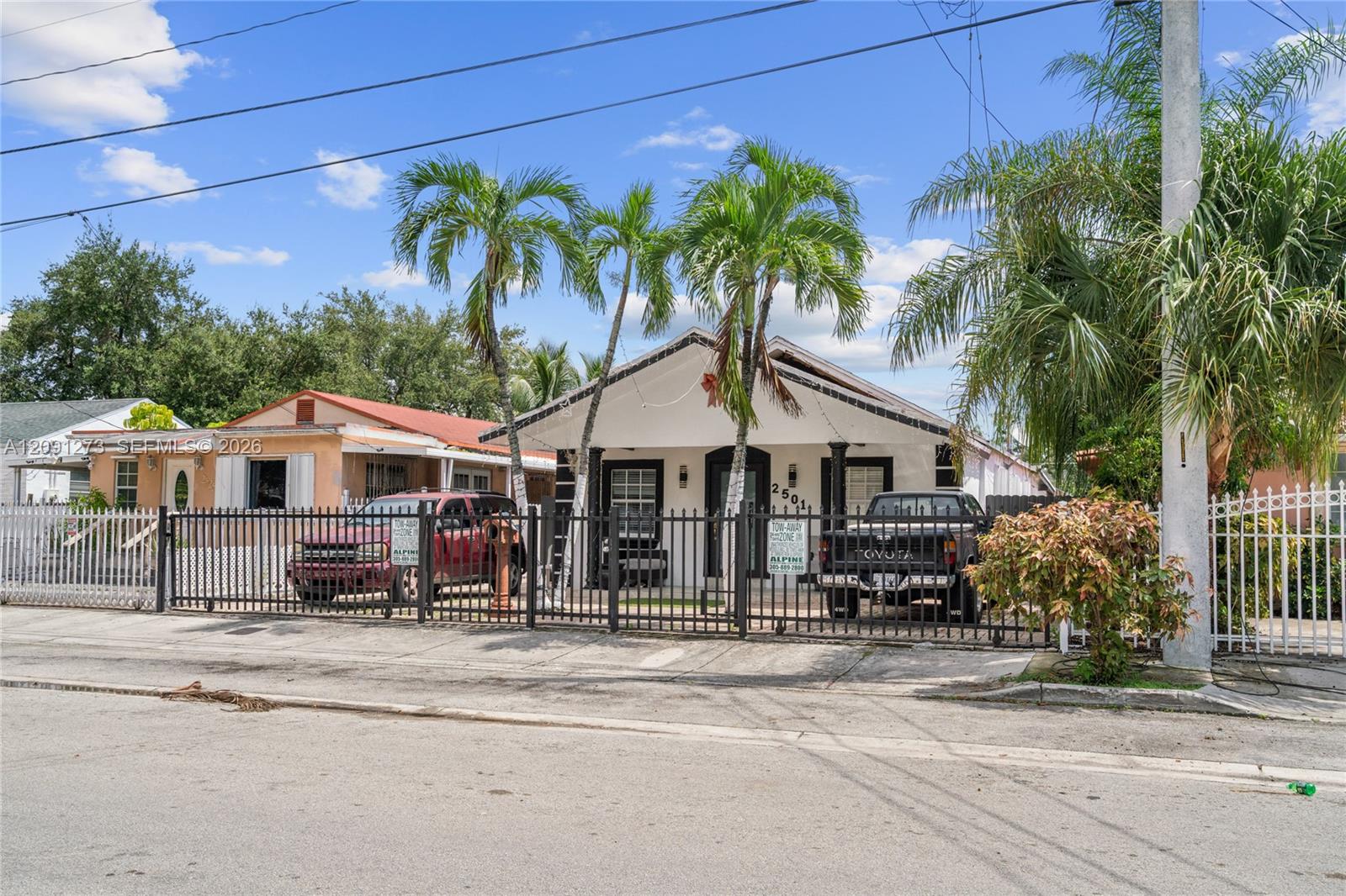 2501 Nw 23rd Avenue Property Photo 1
