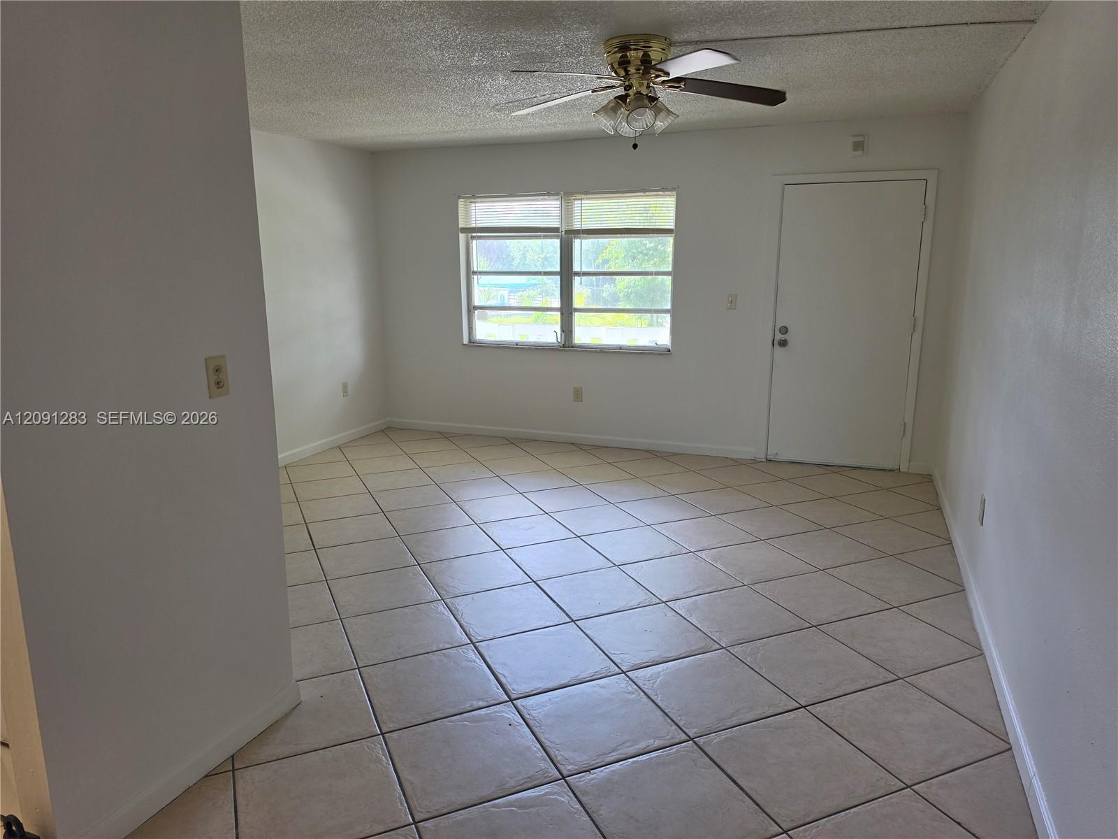20210 Ne 2nd Avenue V30 Property Photo 9