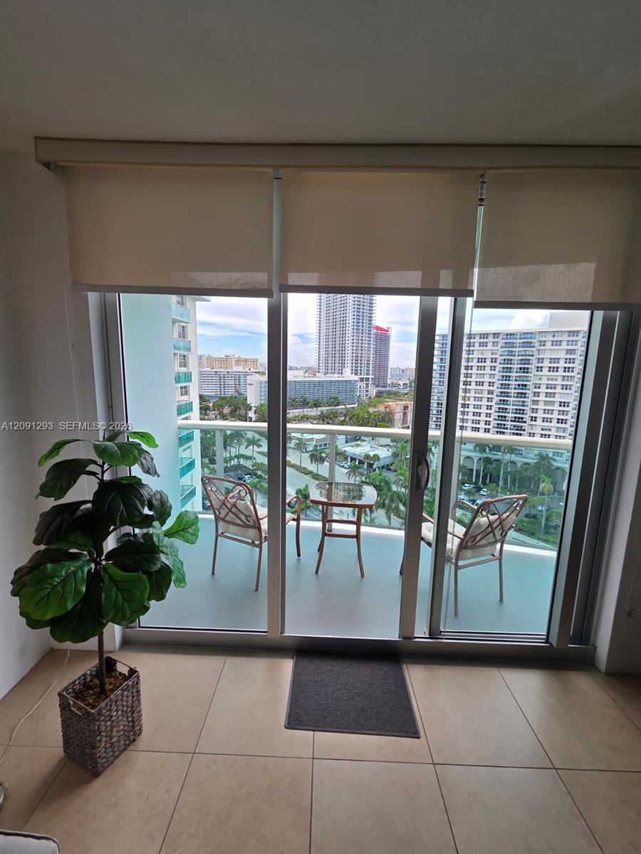 3801 S Ocean Drive 14u Property Photo 15
