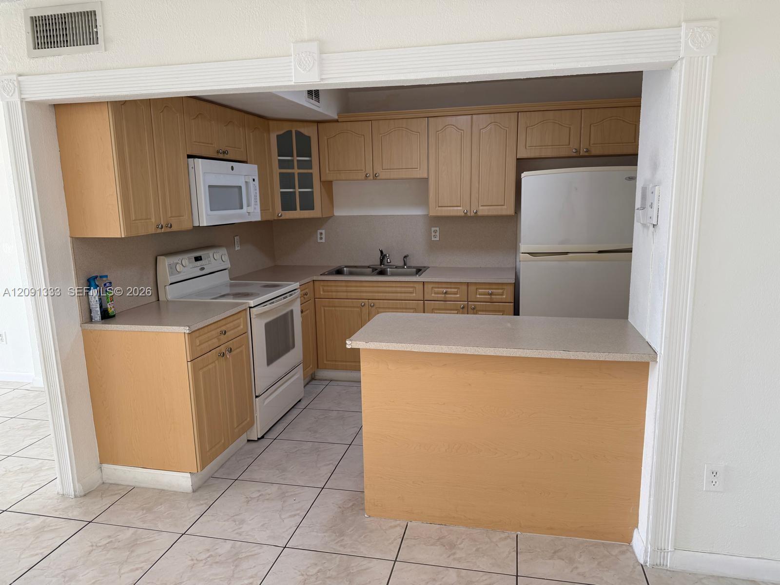 A12091333 Property Photo 15