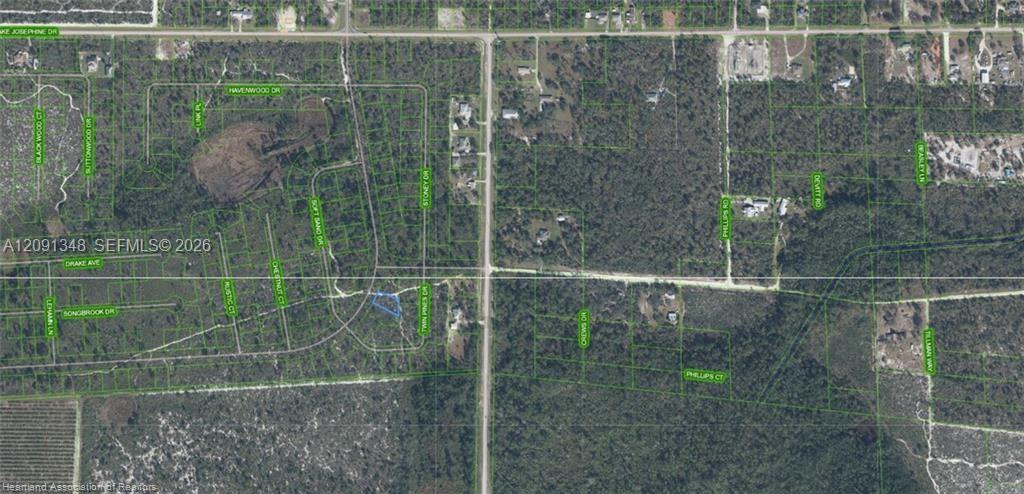 13076 S Orange Blossom Boulevard Property Photo 3