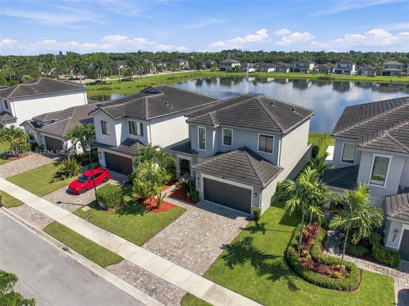 6142 Oceanaire Way Property Photo 1