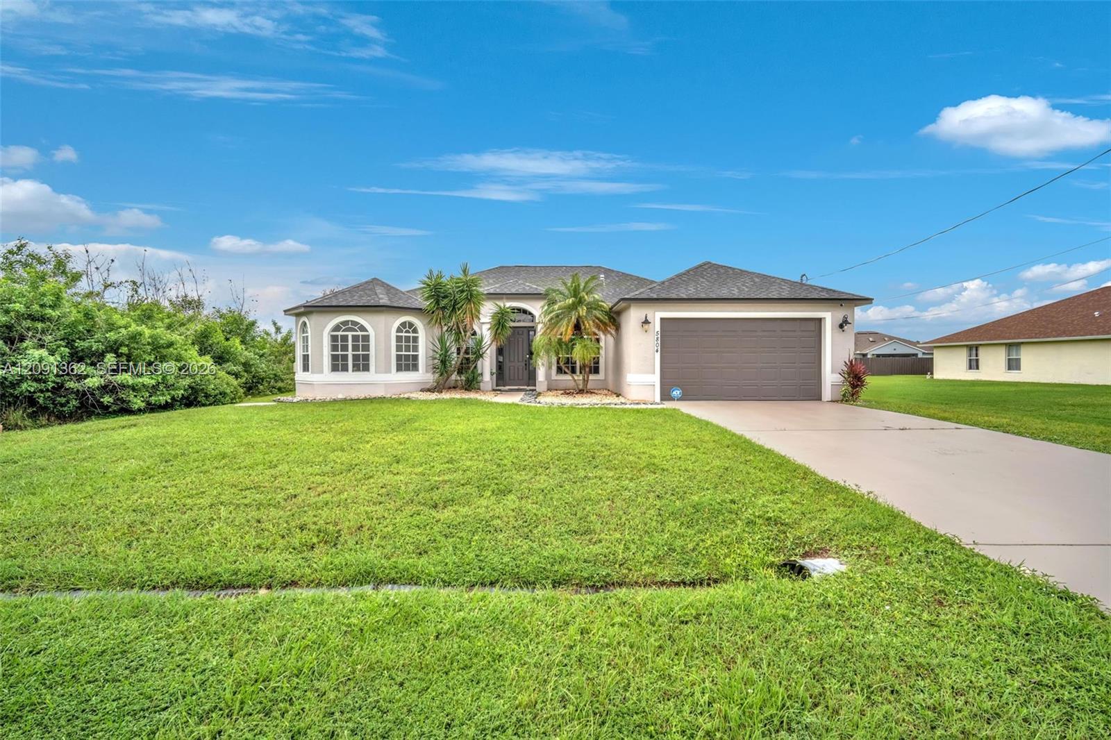 5804 W Dooley Circle Property Photo 1
