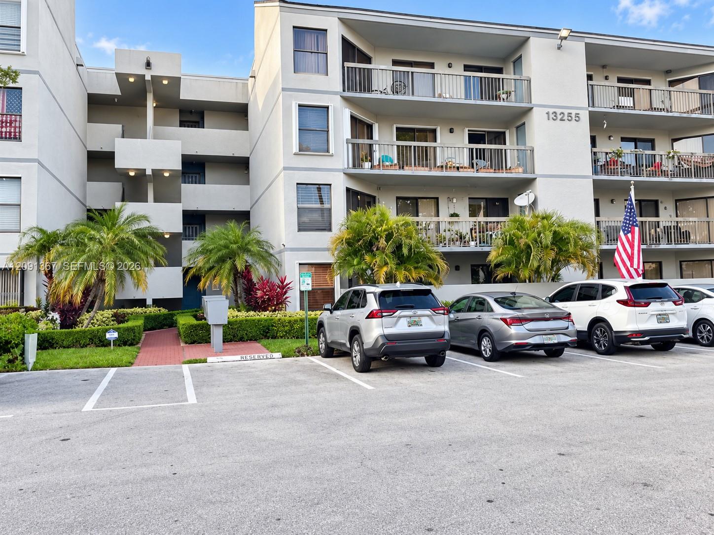 13255 SW 88th Lane 402-CS Property Photo 1