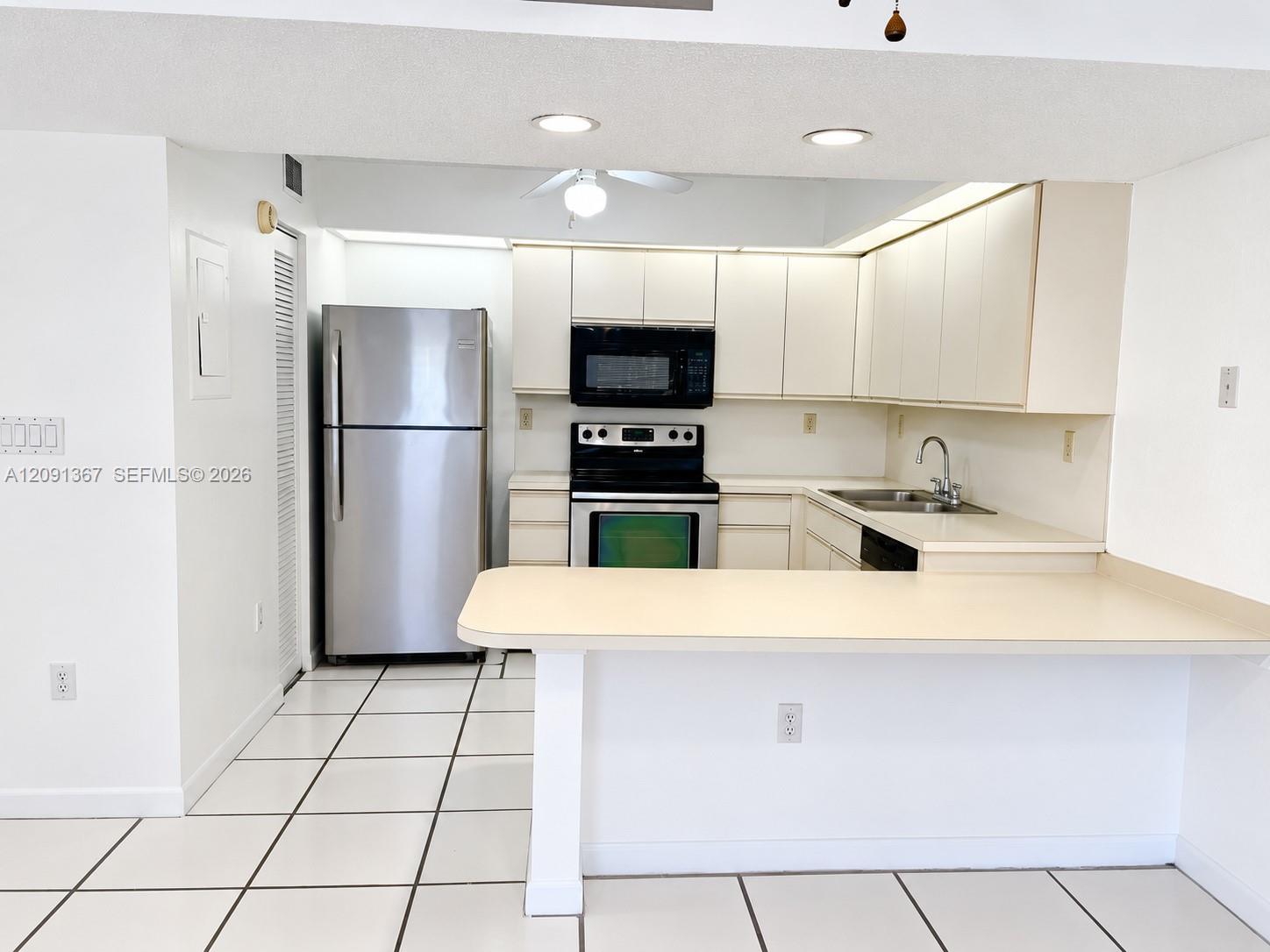 13255 Sw 88th Lane 402-cs Property Photo 2