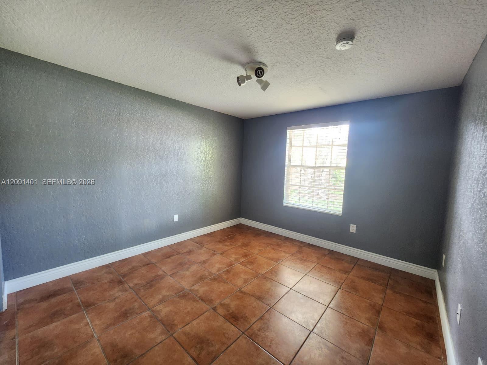 416 Banyon Tree Circle 108 Property Photo 10