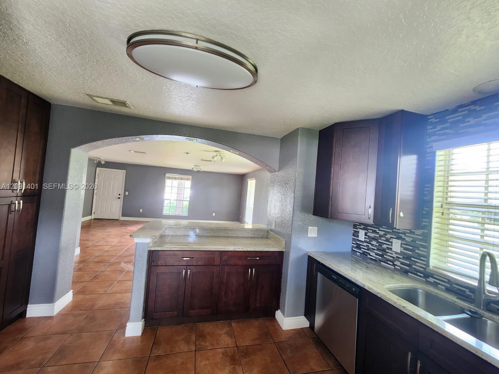 416 Banyon Tree Circle 108 Property Photo 17
