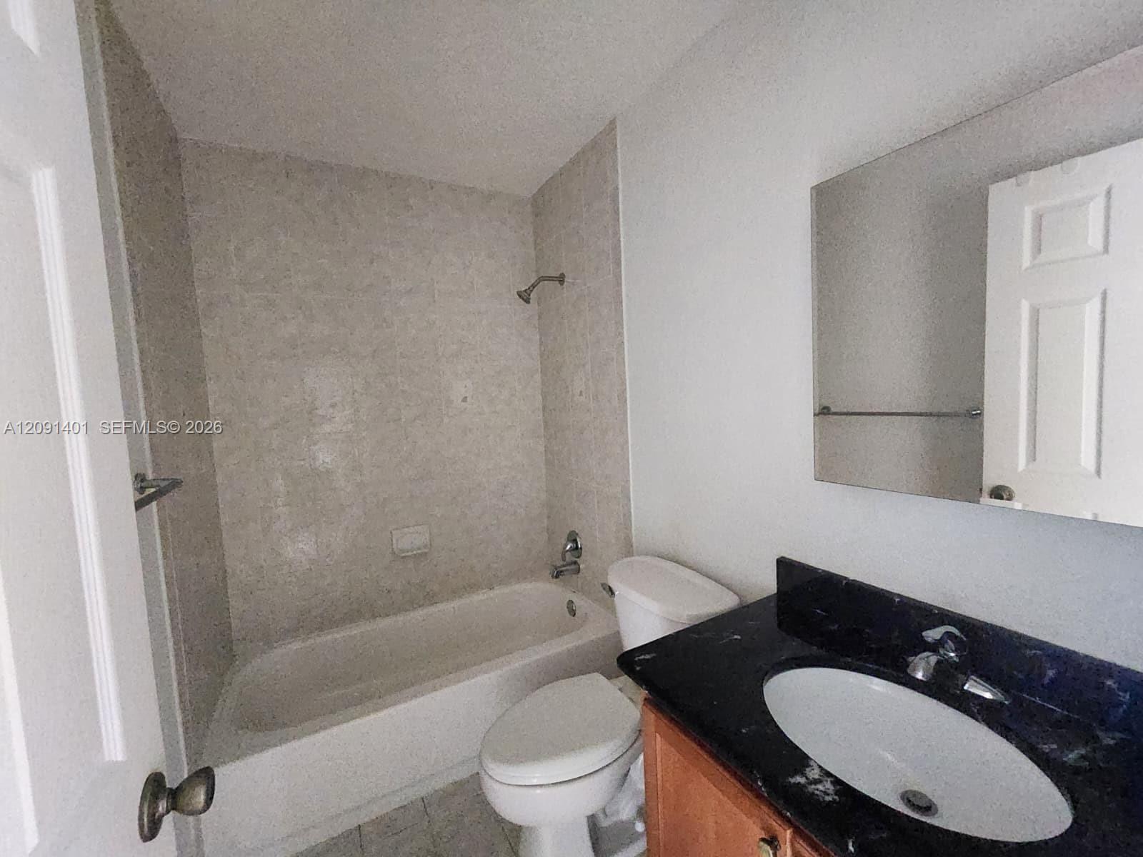 416 Banyon Tree Circle 108 Property Photo 19