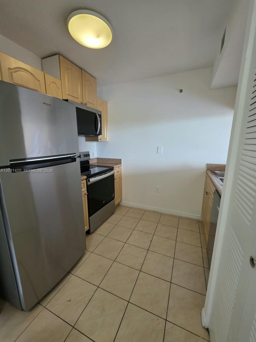 102 Sw 6th Avenue 604 Property Photo 1