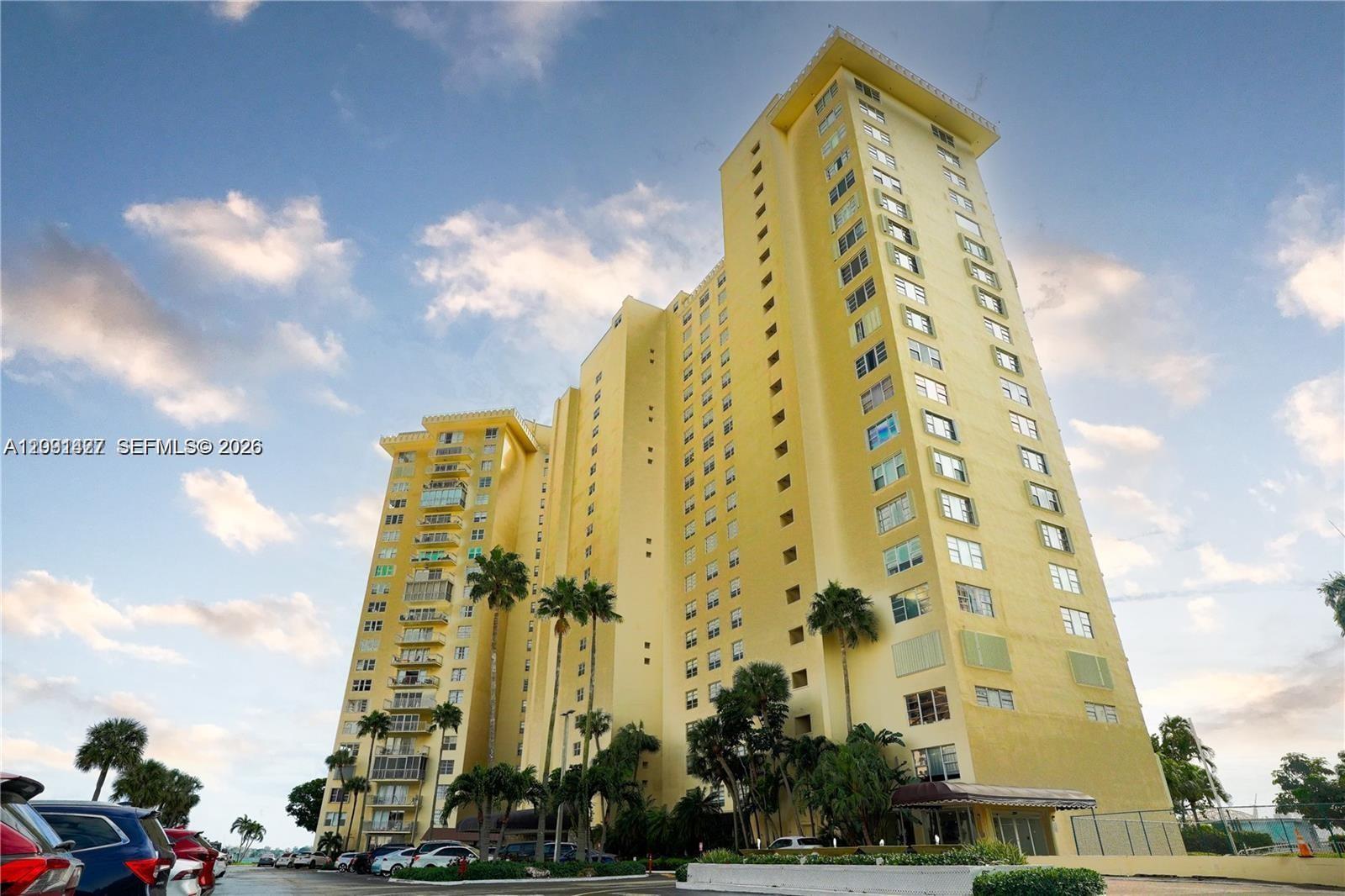 11111 Biscayne Boulevard 20e Property Photo 5