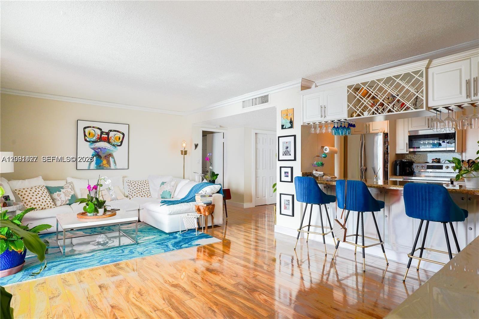 11111 Biscayne Boulevard 20e Property Photo 7