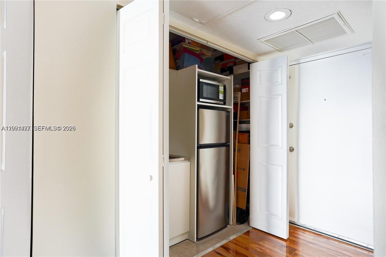 11111 Biscayne Boulevard 20e Property Photo 11