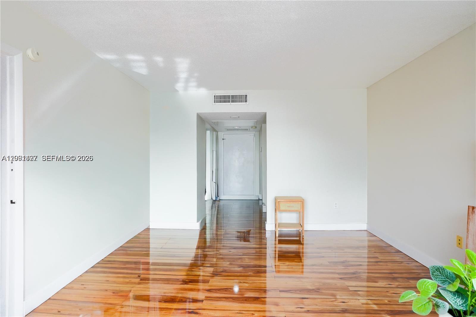 11111 Biscayne Boulevard 20e Property Photo 17