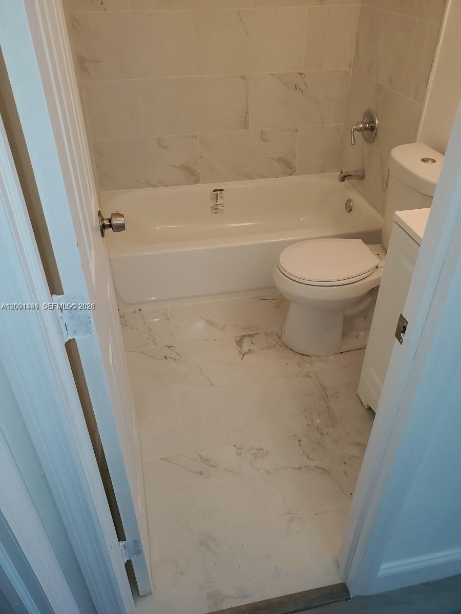 4008 W 9th Court 56 Property Photo 9
