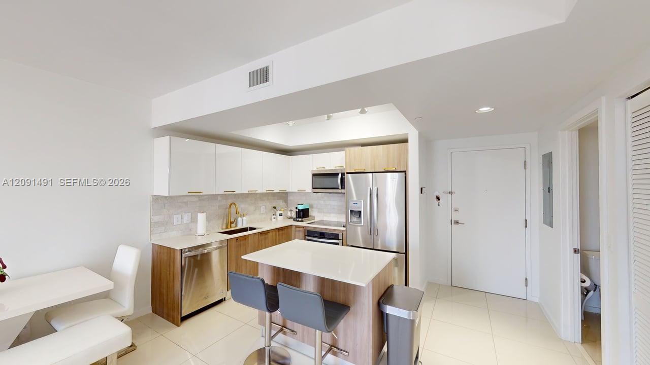 5300 Paseo Boulevard 1607 Property Photo 5