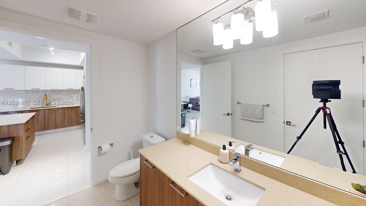 5300 Paseo Boulevard 1607 Property Photo 8