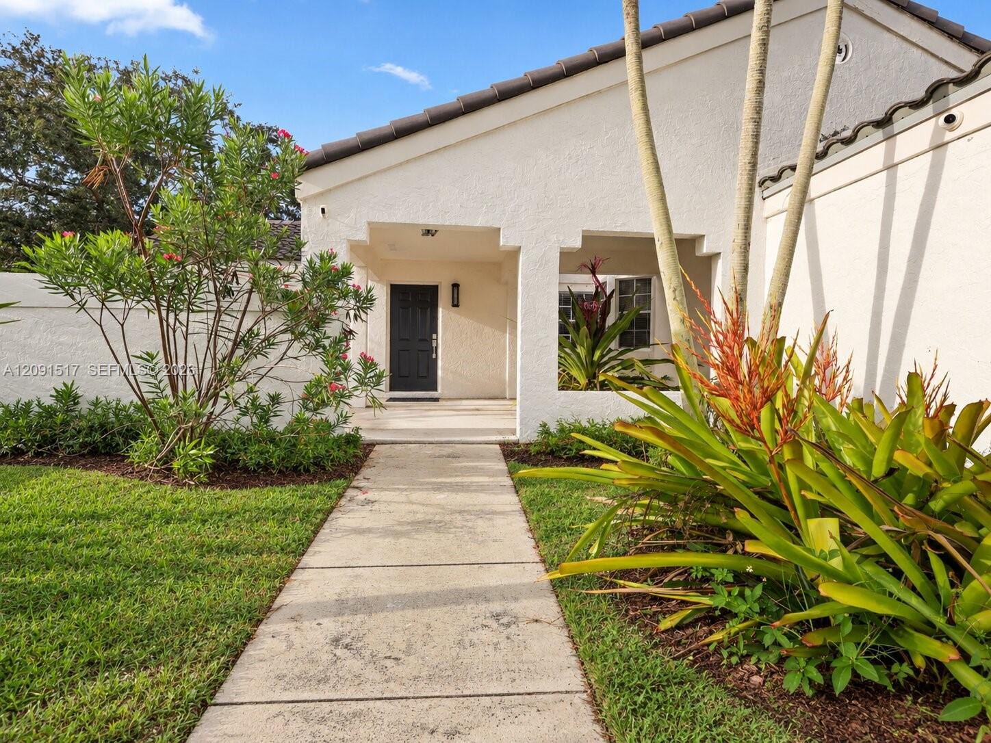 15221 Sw 158th Street Property Photo 1