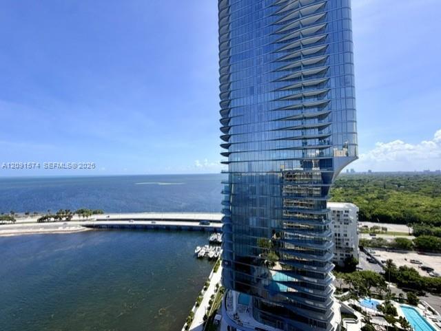 2451 Brickell Avenue Phc Property Photo 7