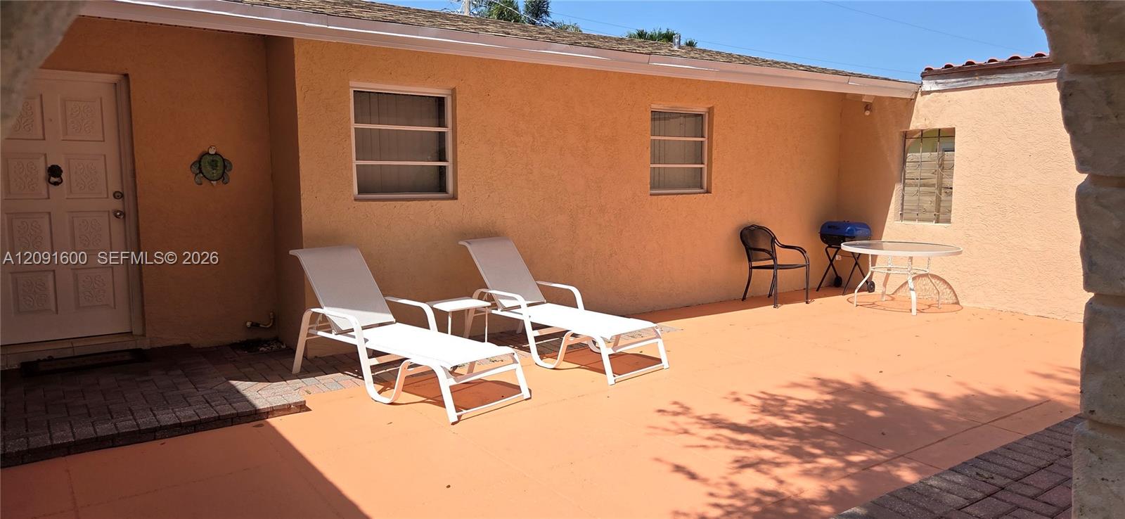 2359 N Wallen Drive Property Photo 2