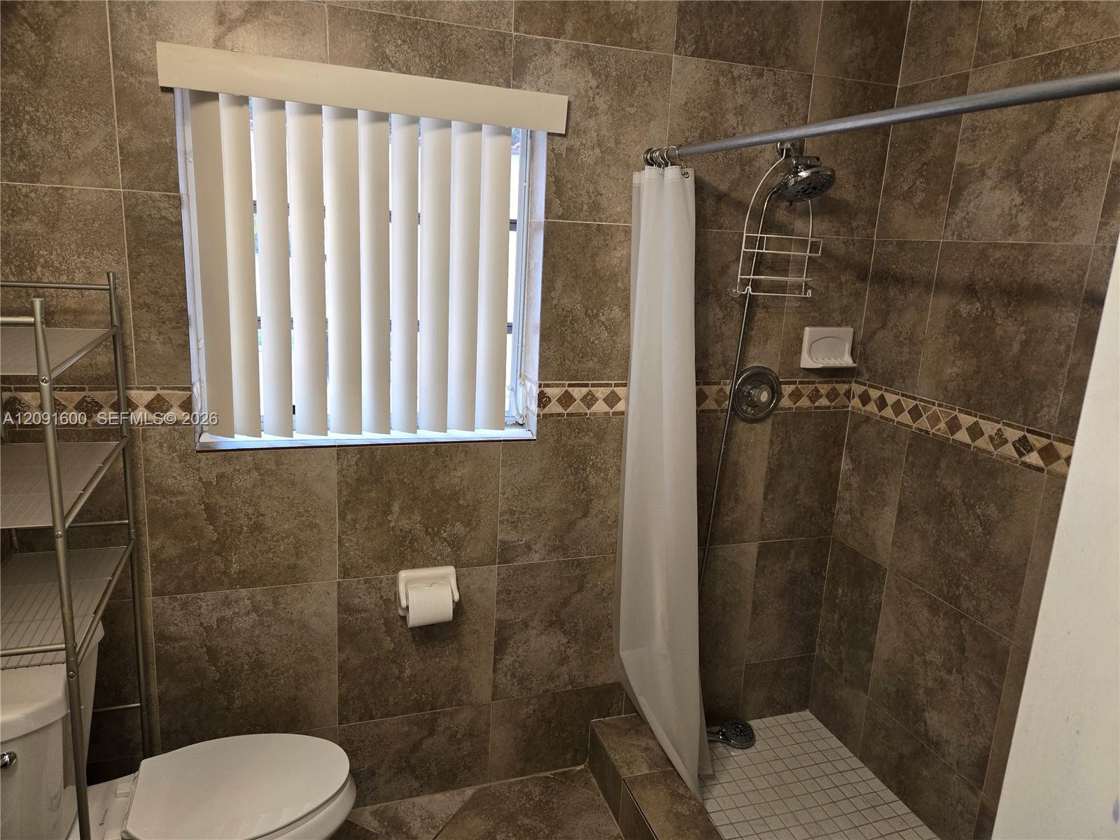 2359 N Wallen Drive Property Photo 8
