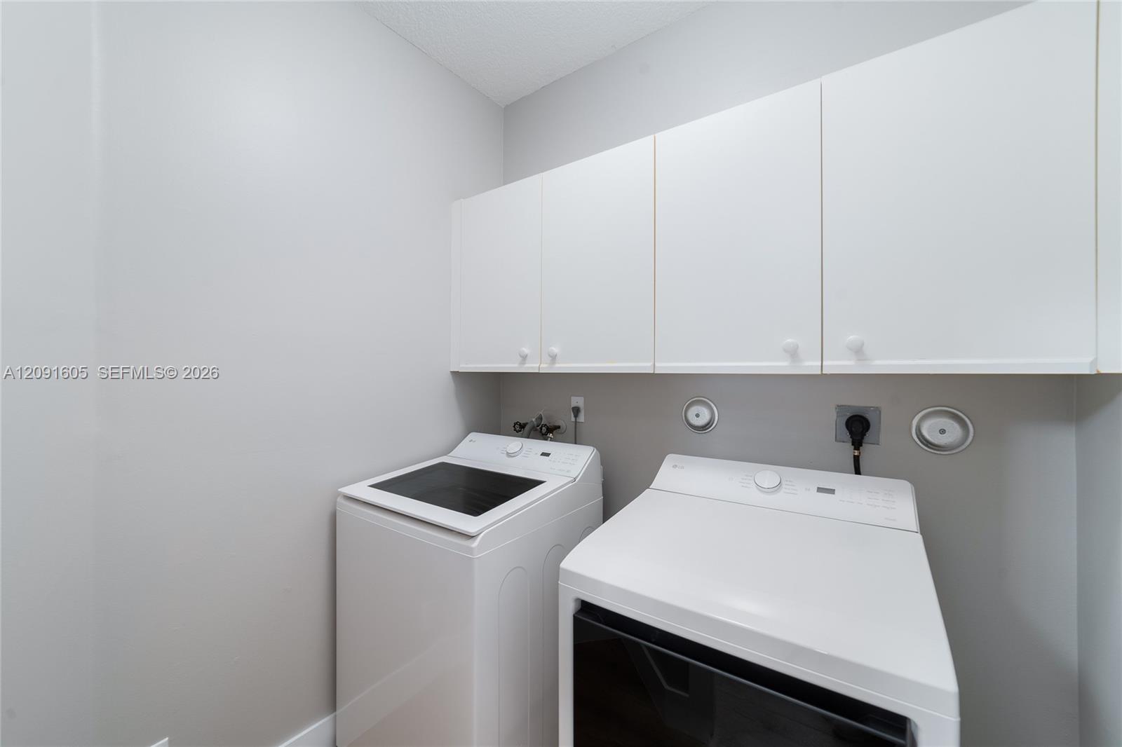4400 Fox Ridge Drive Property Photo 40
