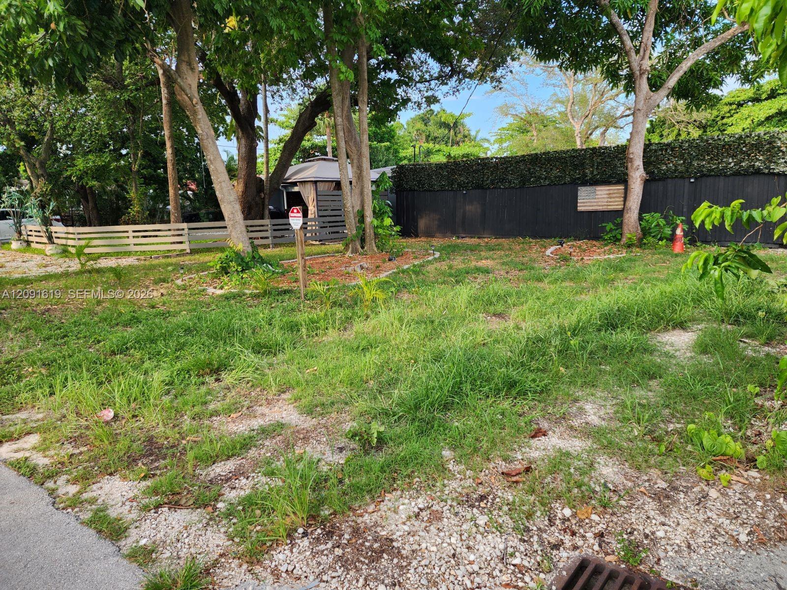 1872 Sw 29th Avenue Property Photo 10