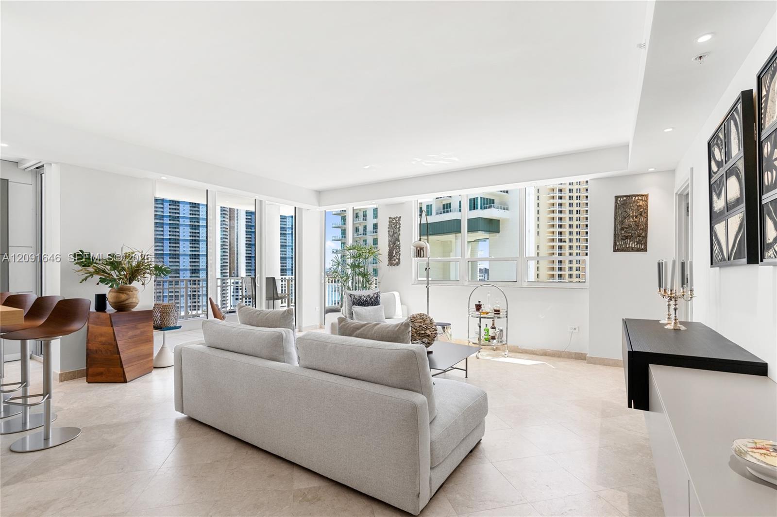 801 Brickell Key Boulevard 1512 Property Photo 6