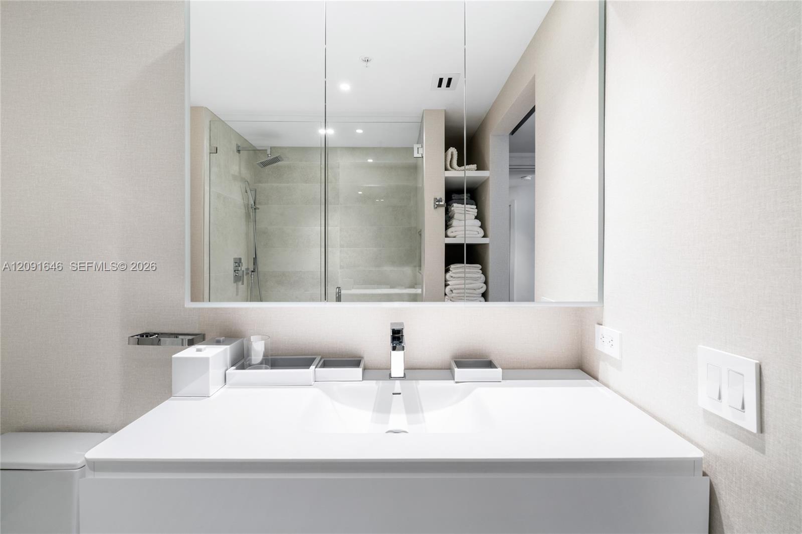 801 Brickell Key Boulevard 1512 Property Photo 16