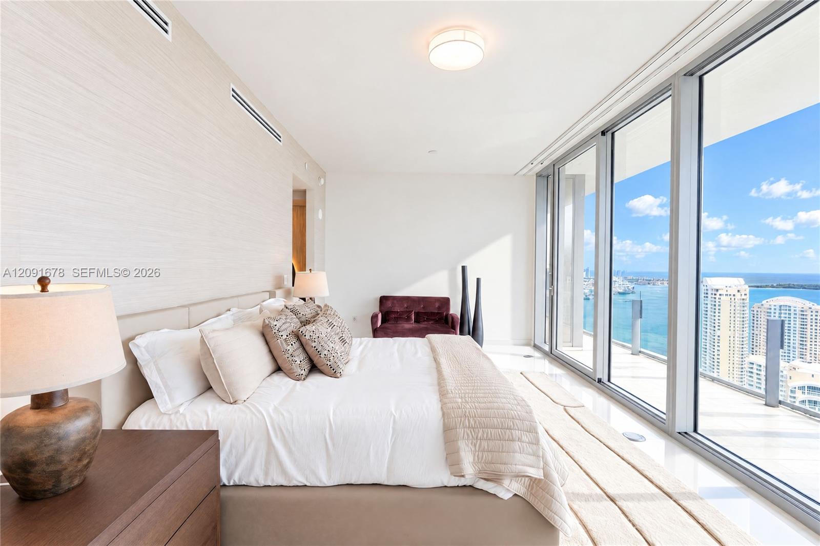 A12091678 Property Photo 31