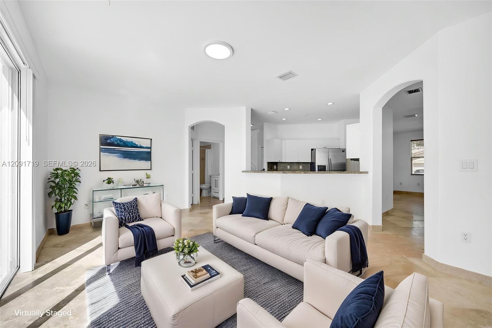 A12091719 Property Photo 11