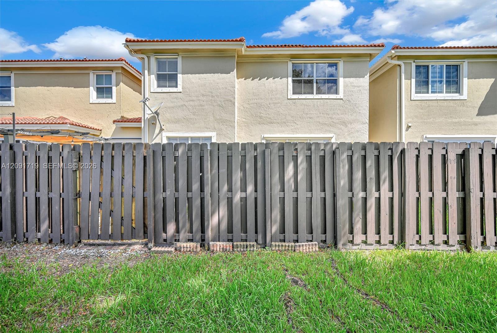 A12091719 Property Photo 51