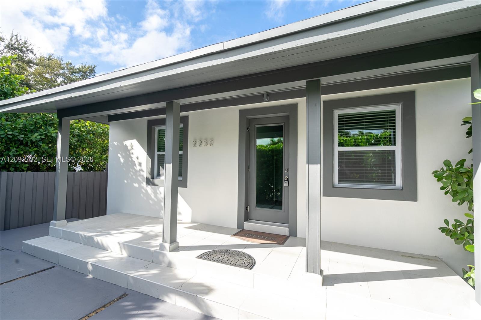 2230 Sw 60th Court Property Photo 1