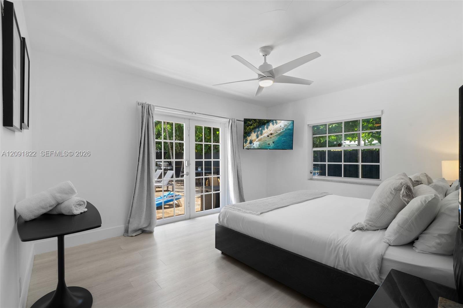 1308 Seabreeze Boulevard Property Photo 10
