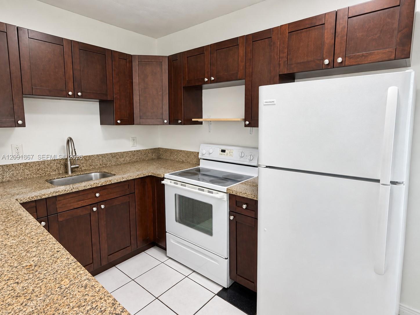 1525 Ne 154th Street 1525 Property Photo 8