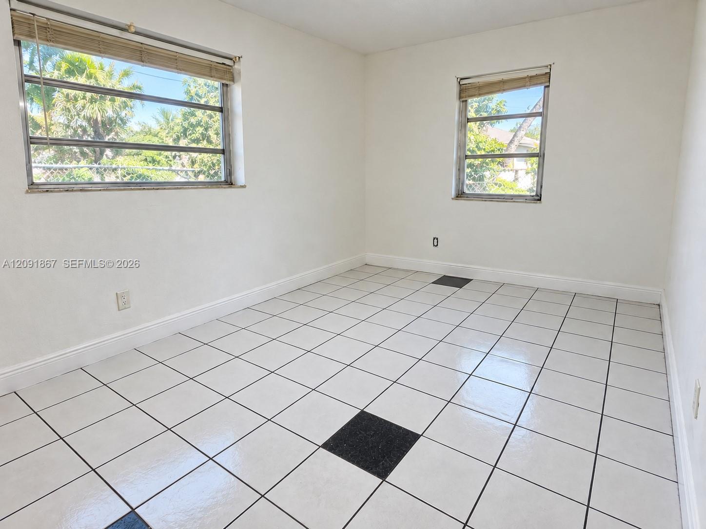 1525 Ne 154th Street 1525 Property Photo 17