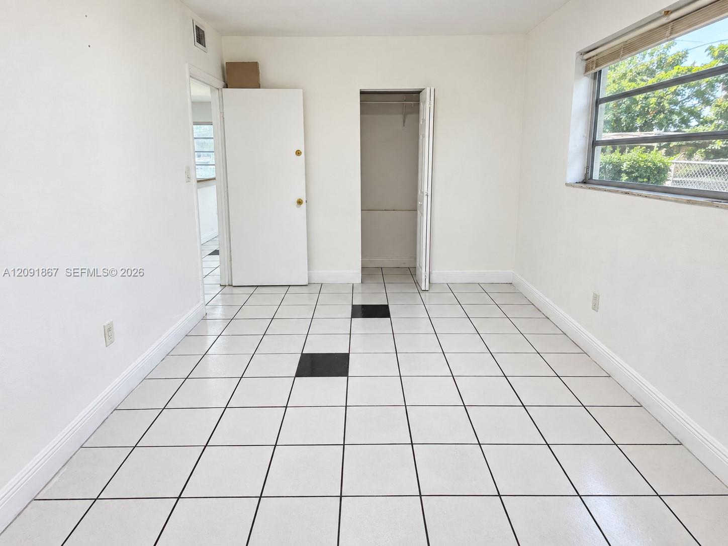 1525 Ne 154th Street 1525 Property Photo 19