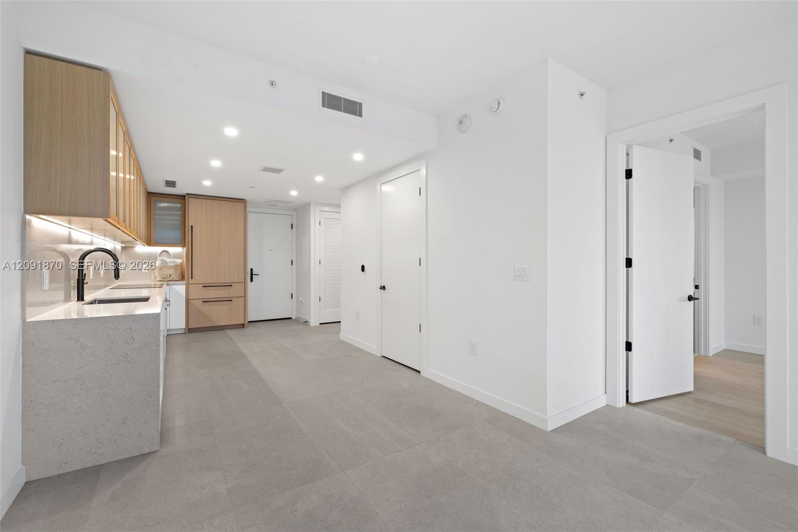 2200 Brickell Avenue 206 Property Photo 9