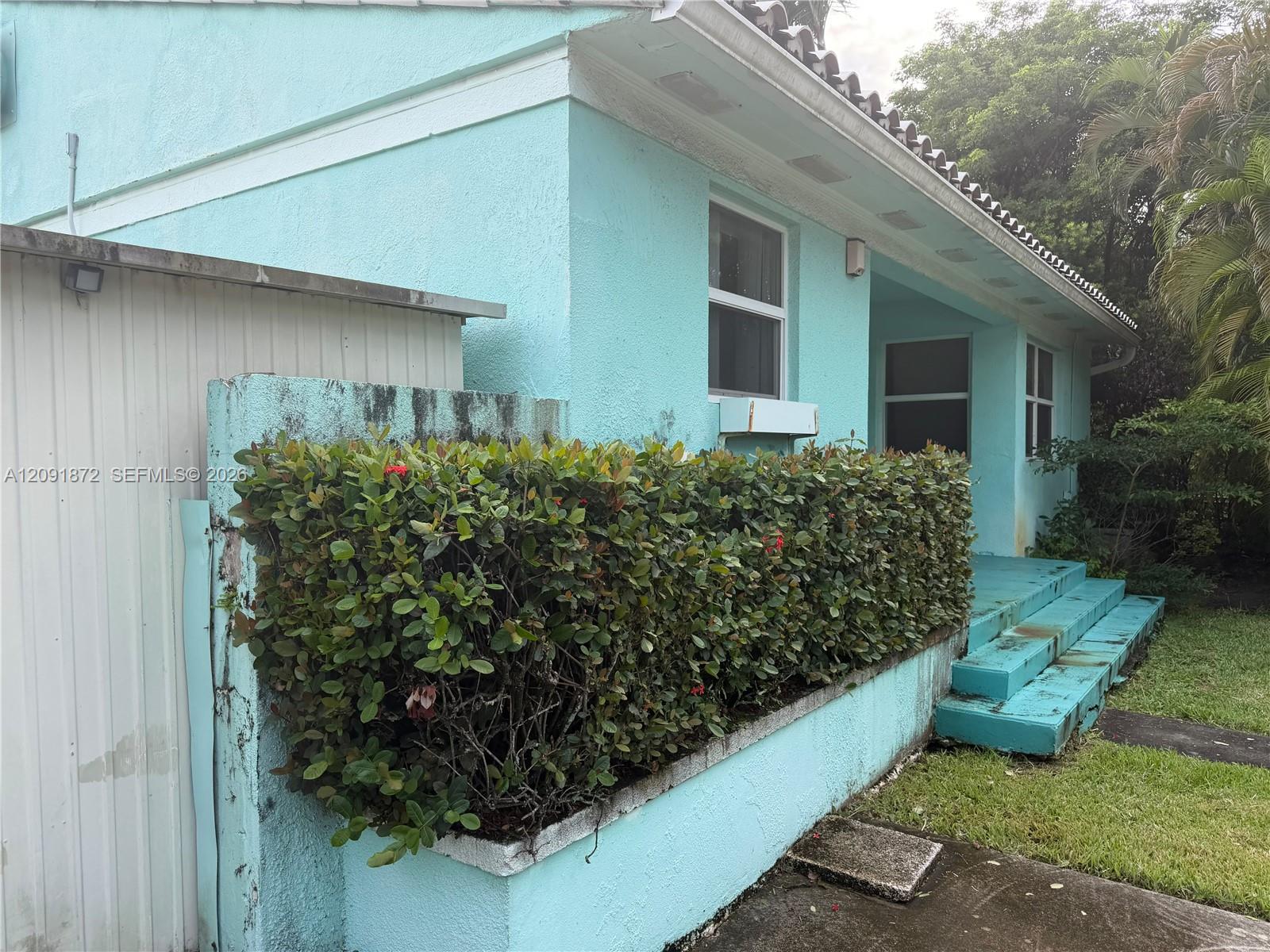 1146 Polk Street Property Photo 9