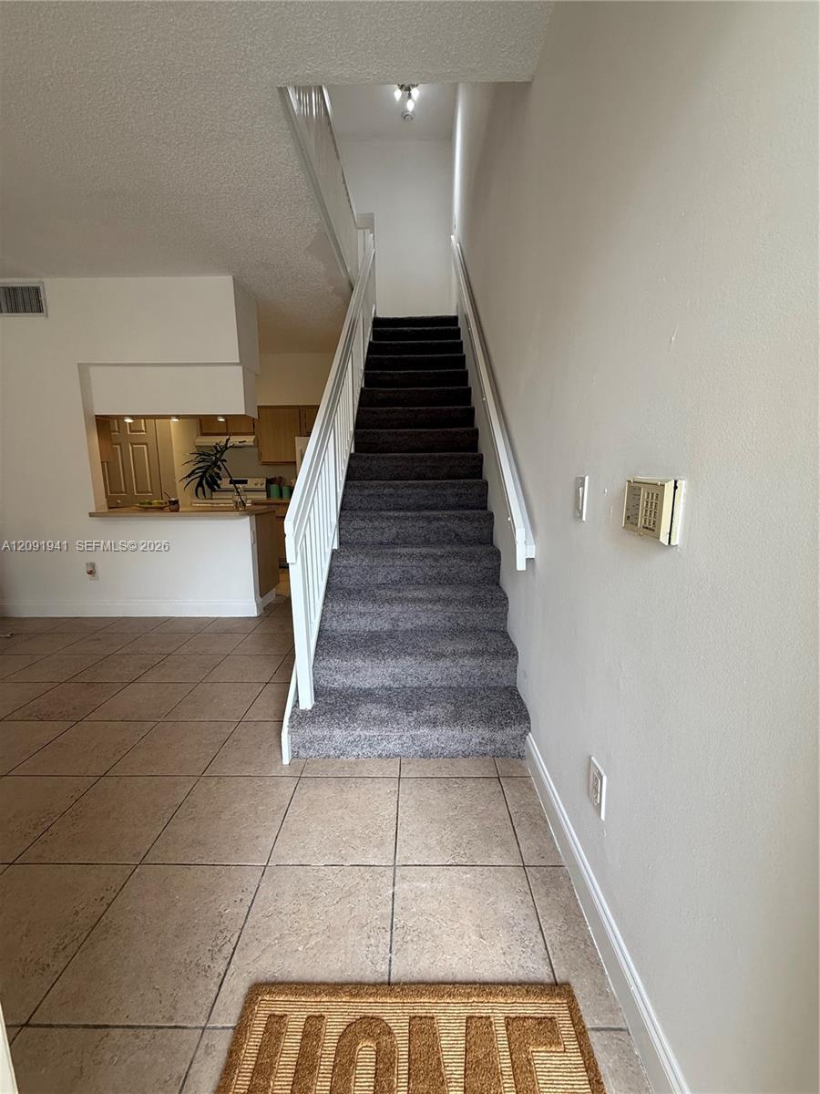 18322 Nw 68th Avenue B Property Photo 13
