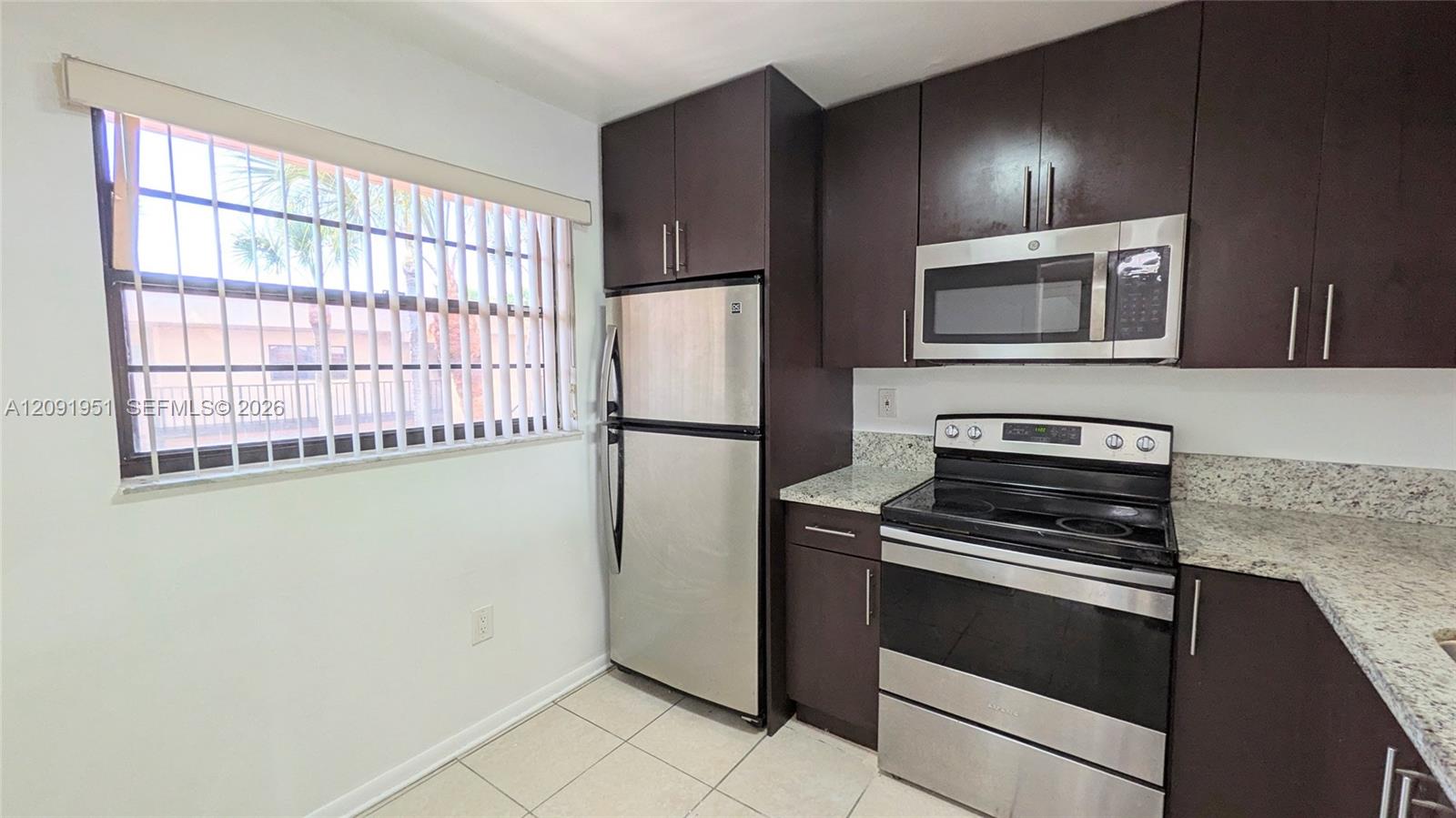 10865 Sw 112th Avenue 312 Property Photo 4
