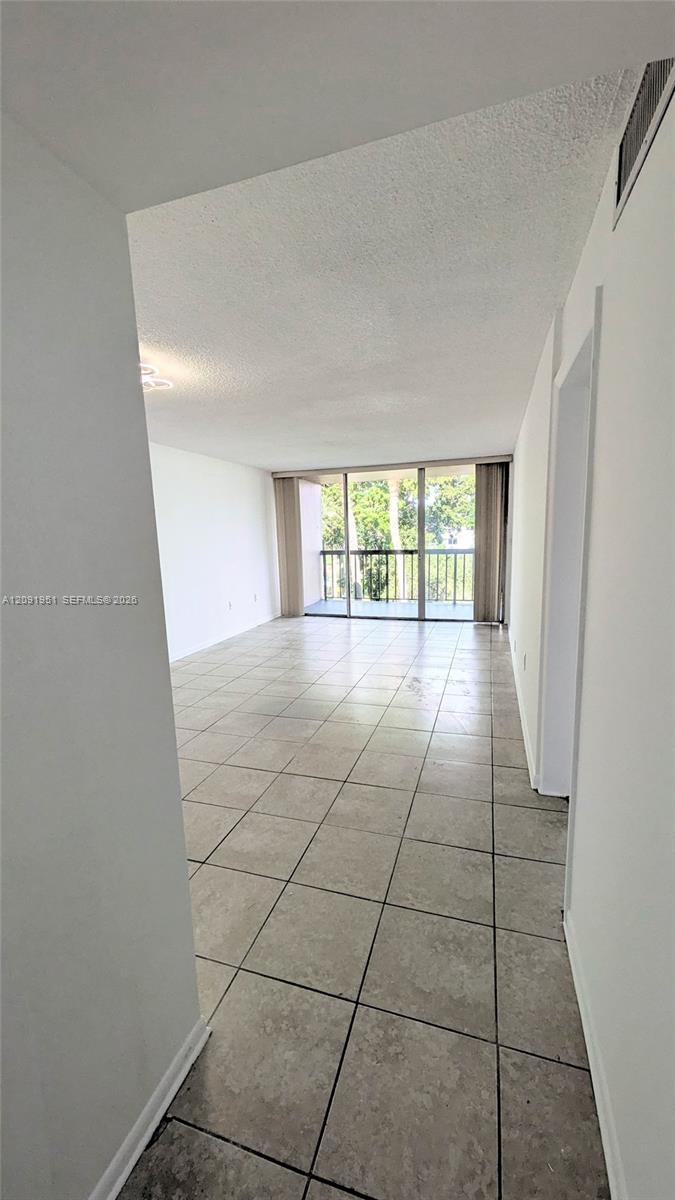 10865 Sw 112th Avenue 312 Property Photo 8