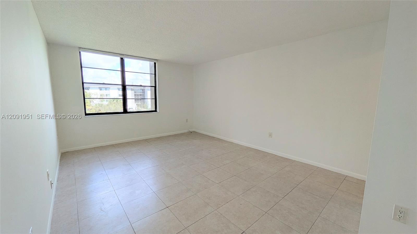 10865 Sw 112th Avenue 312 Property Photo 12