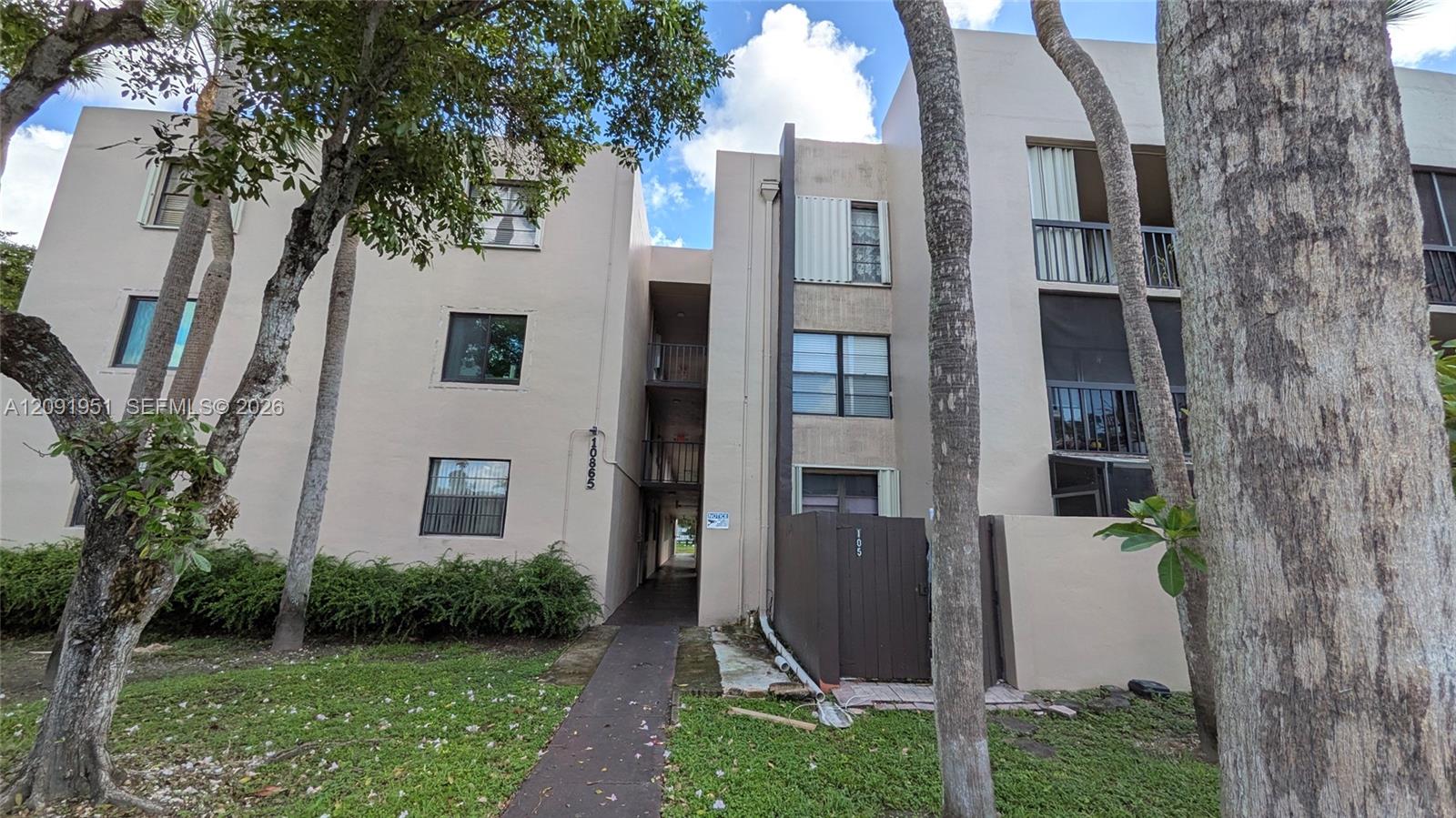 10865 Sw 112th Avenue 312 Property Photo 18