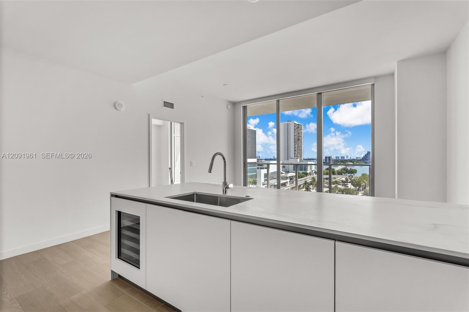 A12091961 Property Photo 18