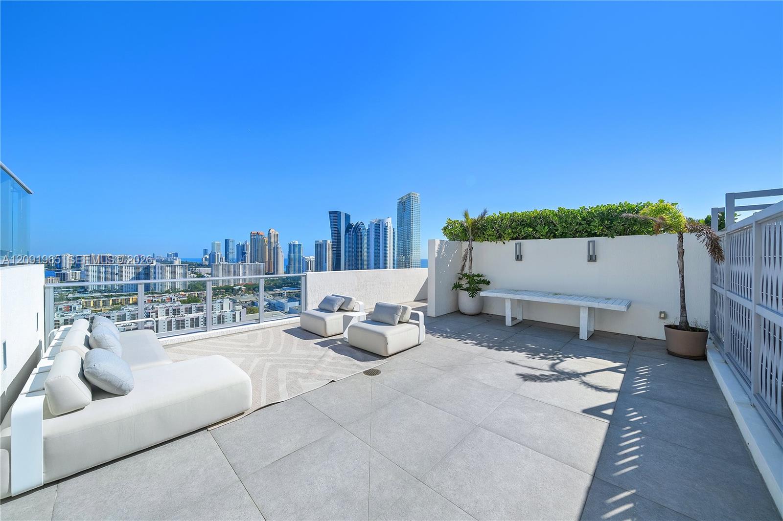 300 Sunny Isles Boulevard 4-ph-03 Property Photo 2