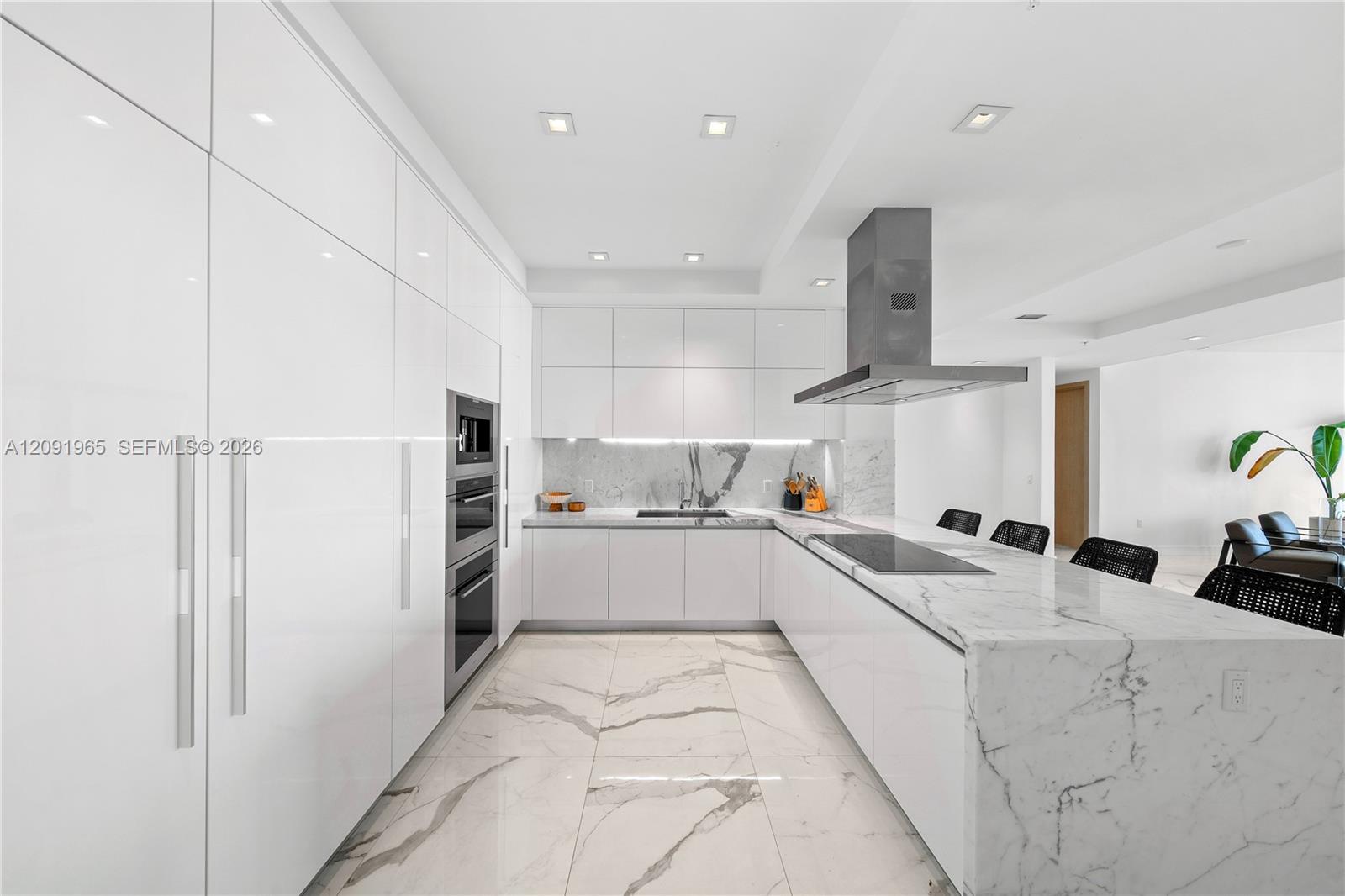 300 Sunny Isles Boulevard 4-ph-03 Property Photo 7